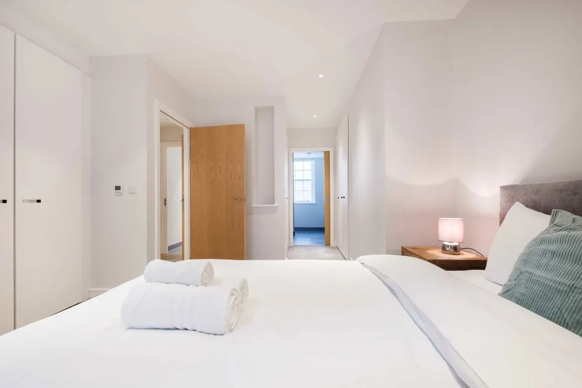 Lovat Lane, EC3R, photo 6