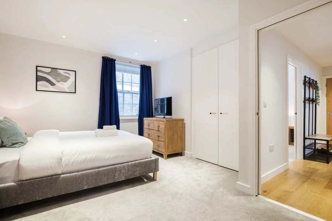 Lovat Lane, EC3R, photo 5