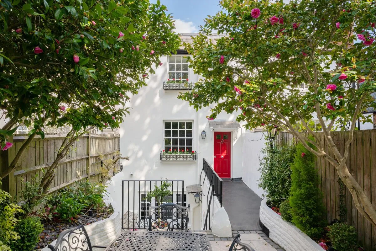 2 bed house for sale, Hampstead Grove, Hampstead, NW3
