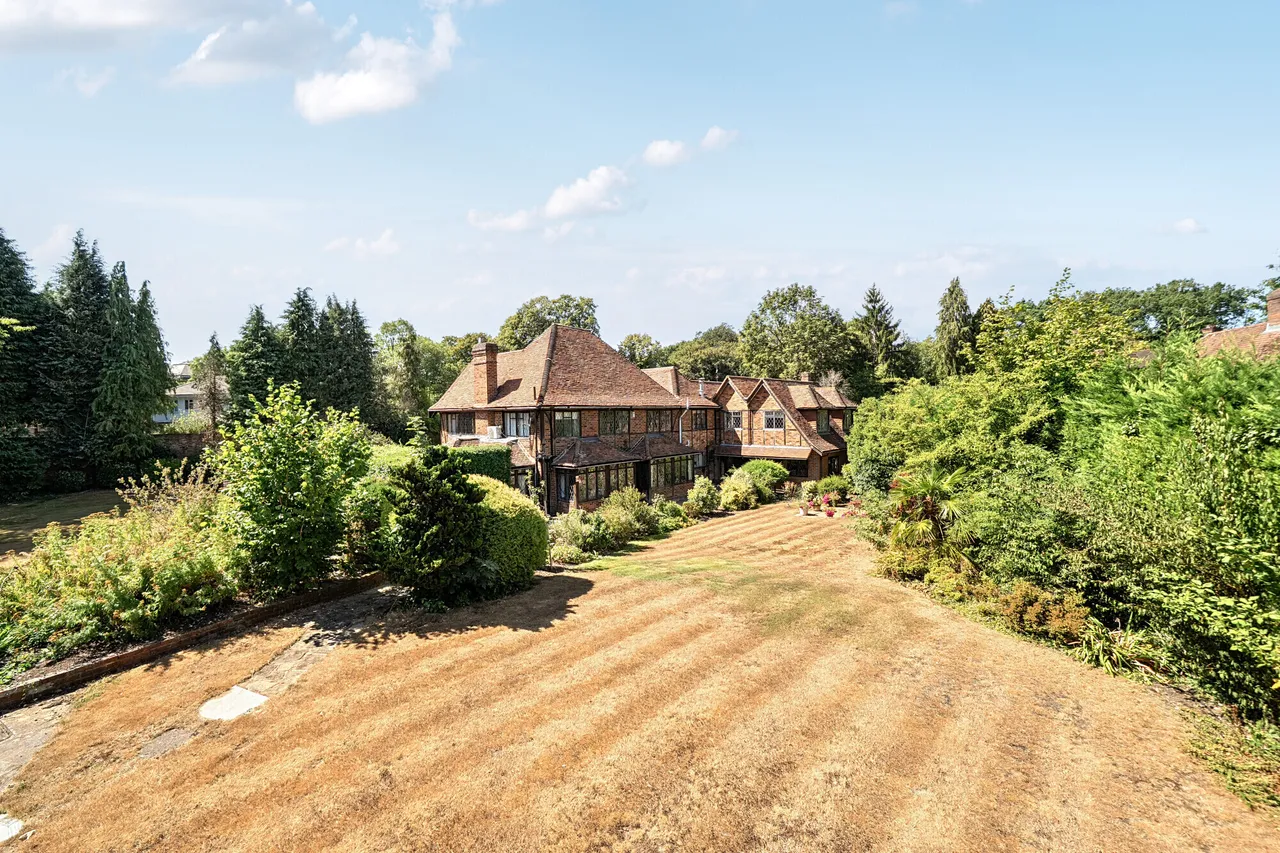 6 bed house for sale — Packhorse Road, Gerrards Cross, SL9