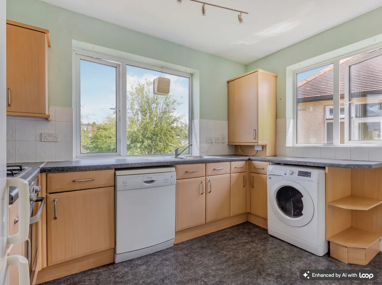 Graywood Court, London N12, photo 5