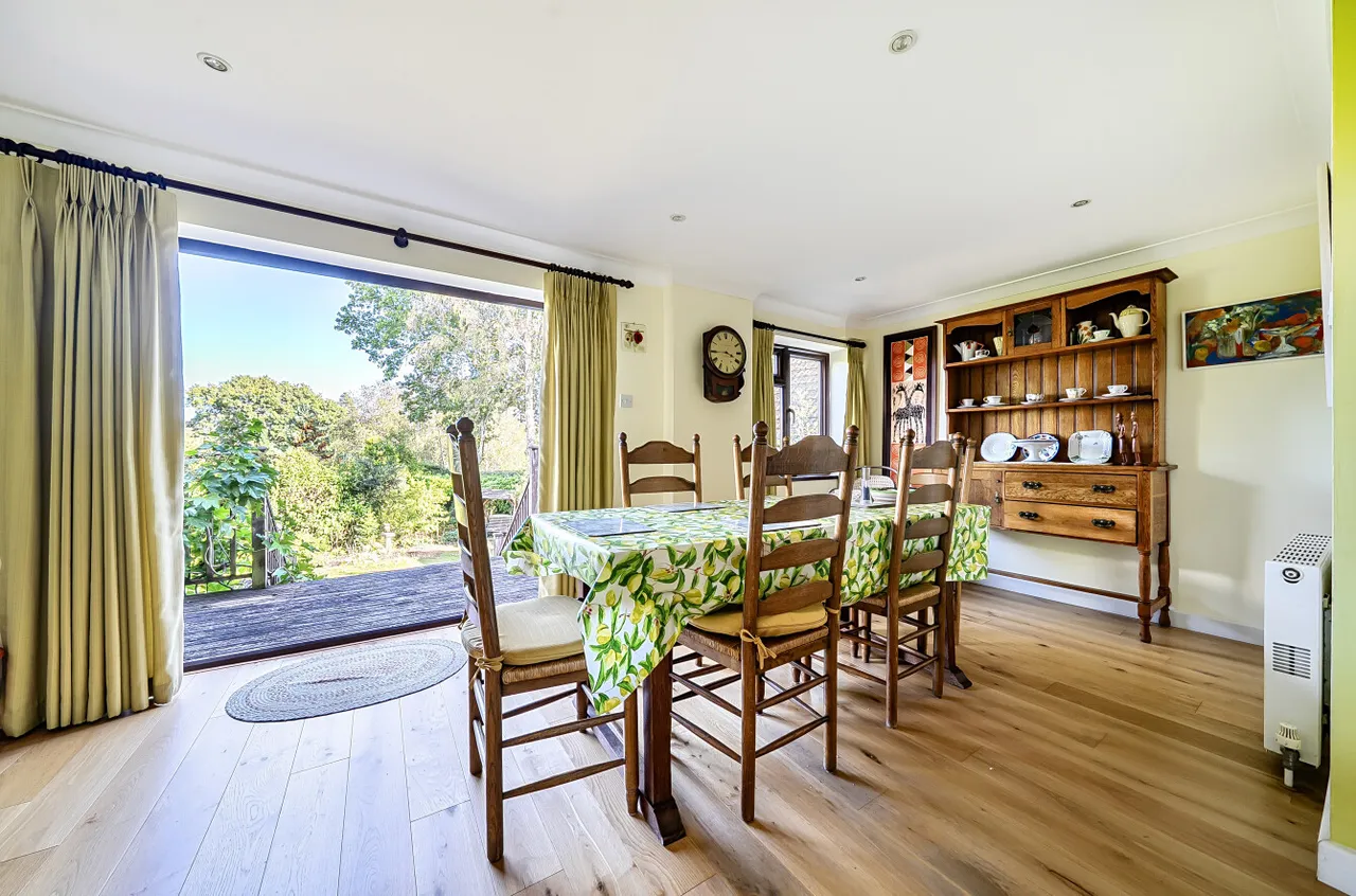 Whitehorn Drive, Landford, SP5, photo 5