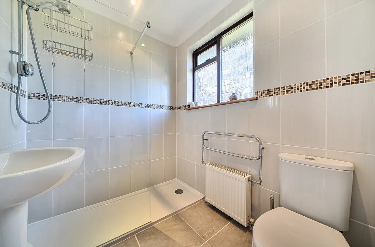 Whitehorn Drive, Landford, SP5, photo 13