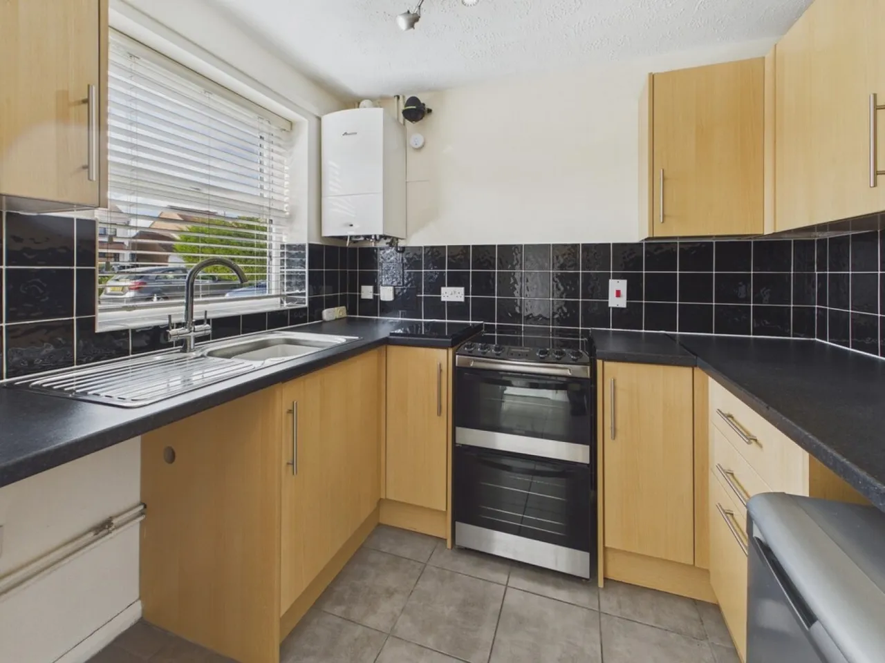 Beresford Close, Danesmoor, S45, photo 3
