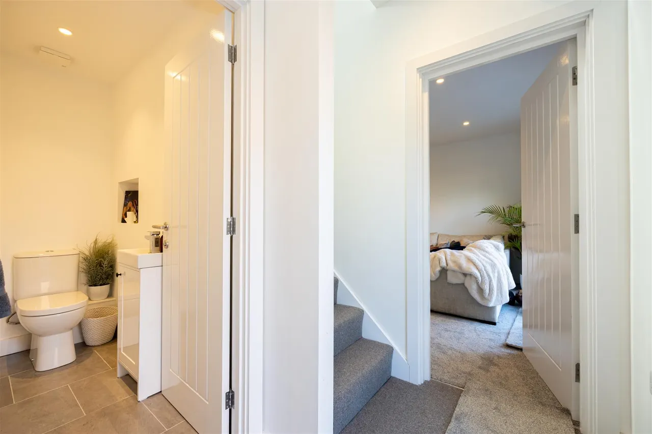 Prestbury Road, Macclesfield, SK10, photo 14