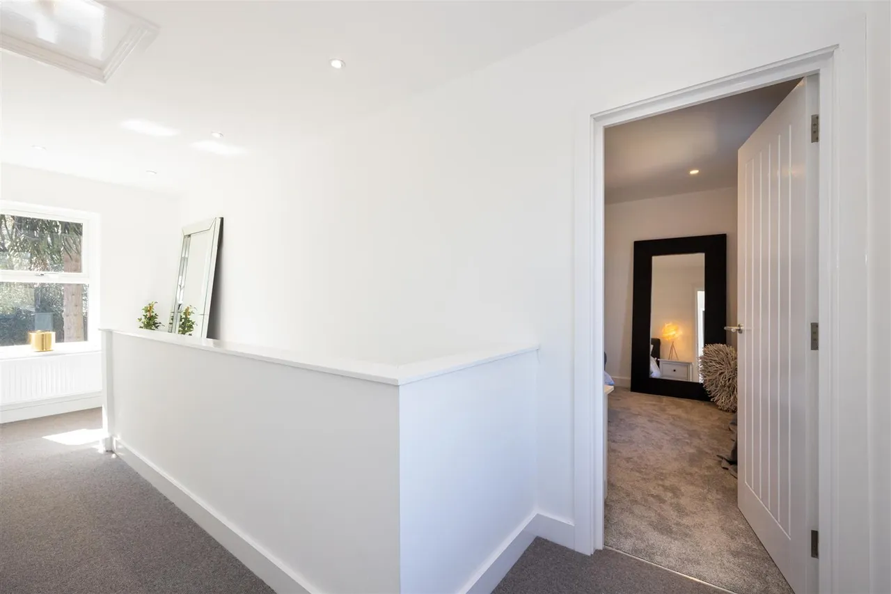 Prestbury Road, Macclesfield, SK10, photo 13