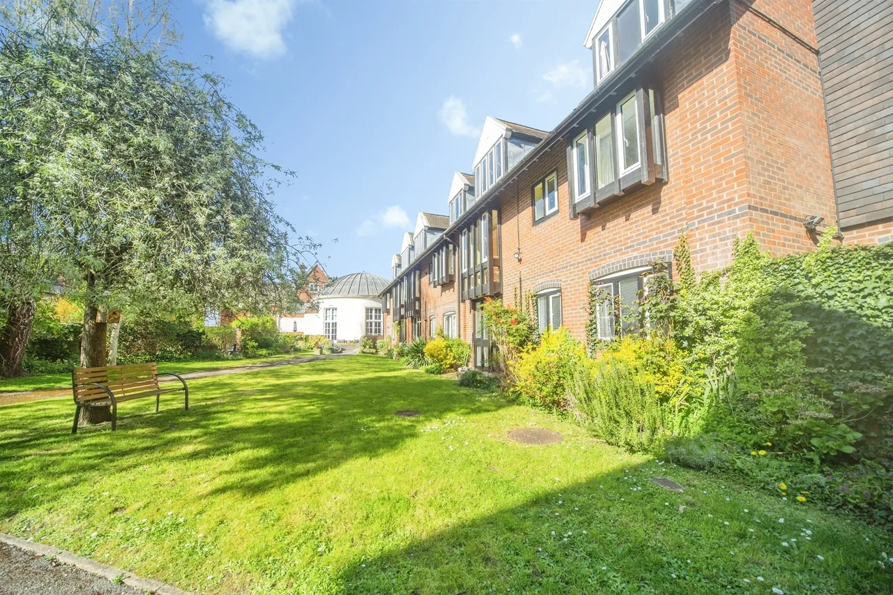 St. Ann Place, Salisbury, photo 12