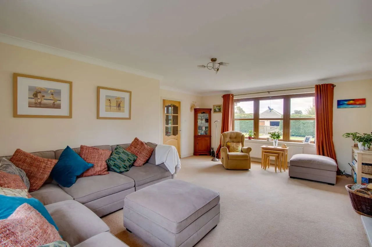 Harryhill Steadings, By Meigle, Perthshire, PH12 8QQ, photo 2