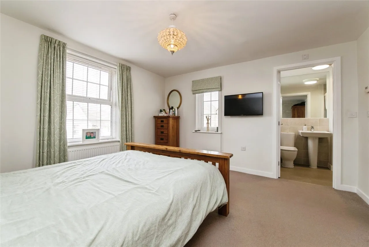 Trott Close, Cullompton, EX15, photo 9