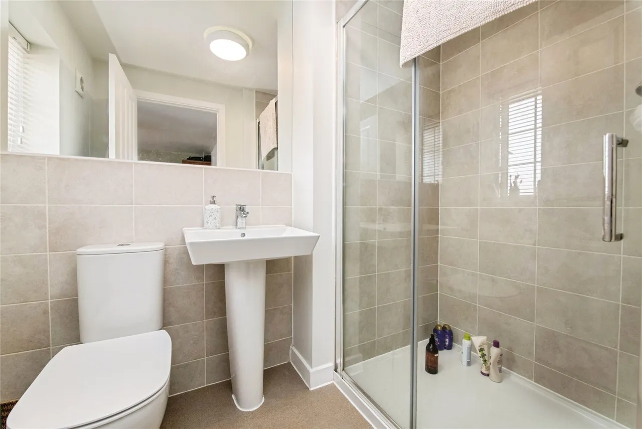Trott Close, Cullompton, EX15, photo 10