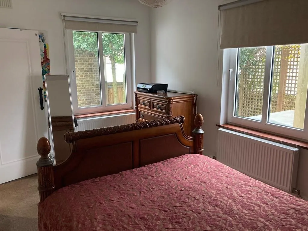 Guy Road, Wallington, SM6, photo 12