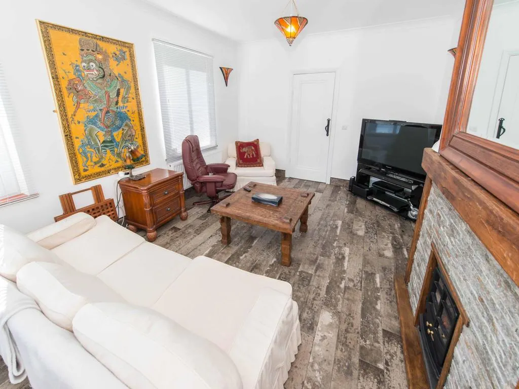 Guy Road, Wallington, SM6, photo 23