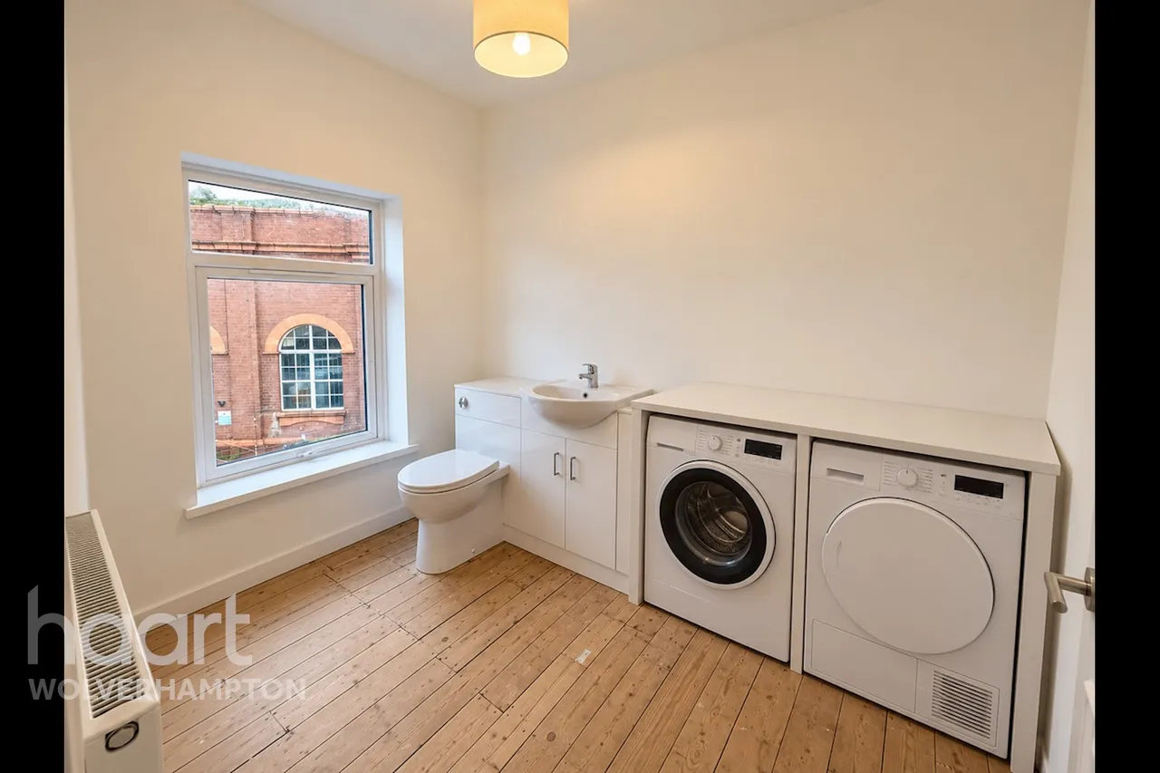 New Road, DY10, photo 6