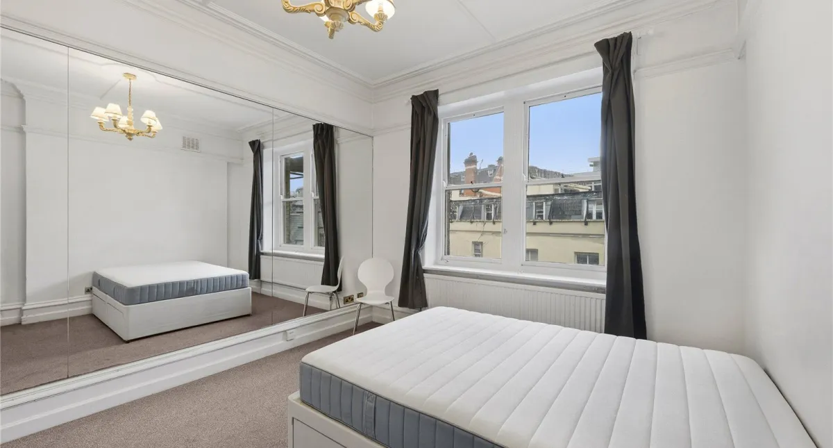 Bedford Avenue Bloomsbury ,WC1B, photo 5