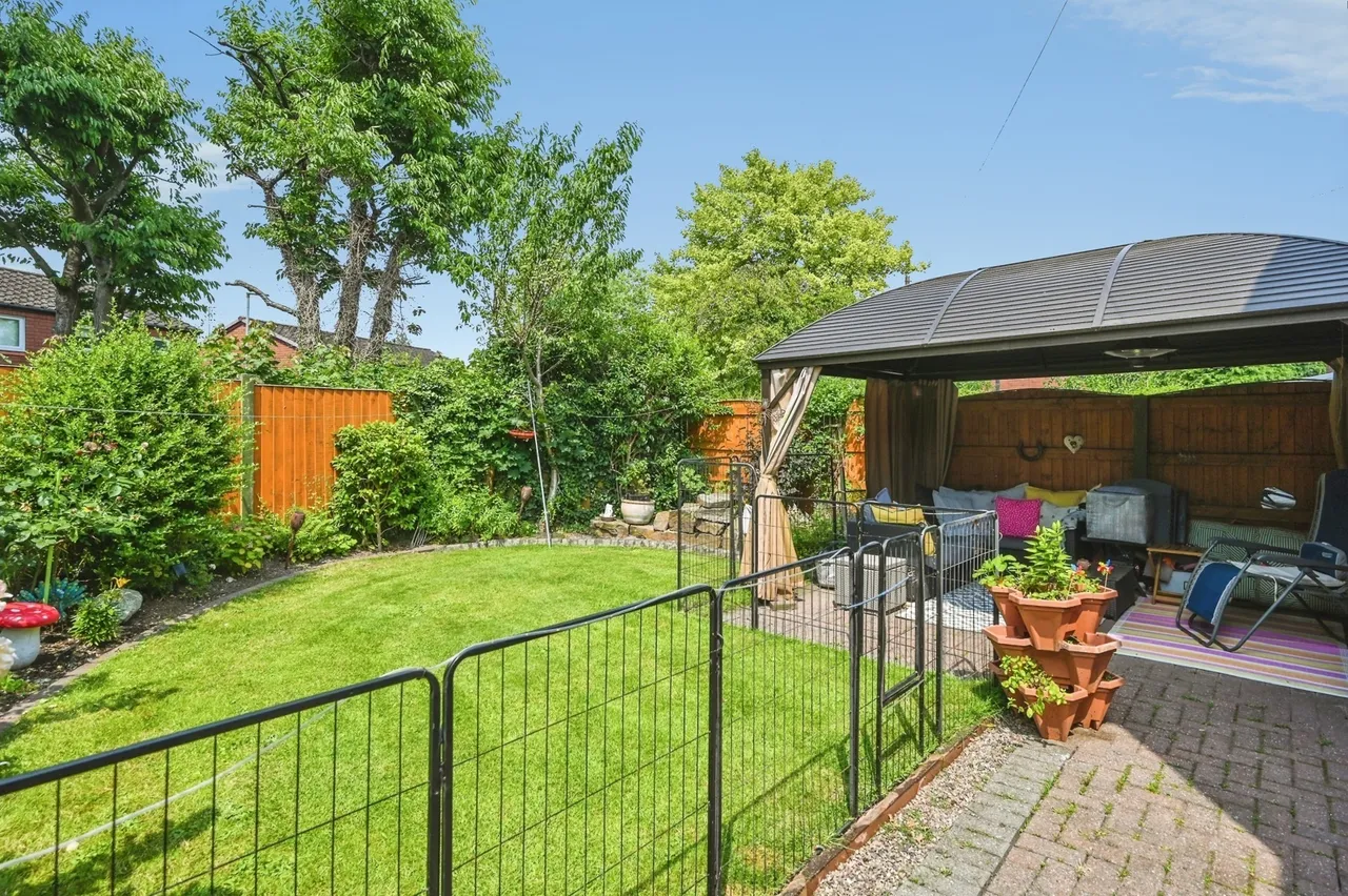 Cronulla Drive, Great Sankey, Warrington, Cheshire, WA5, photo 20