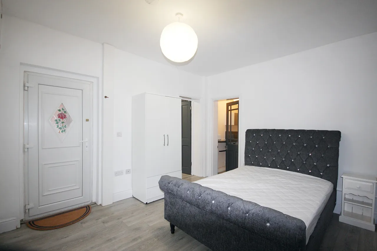 Thrumpton Lane, Retford, photo 5