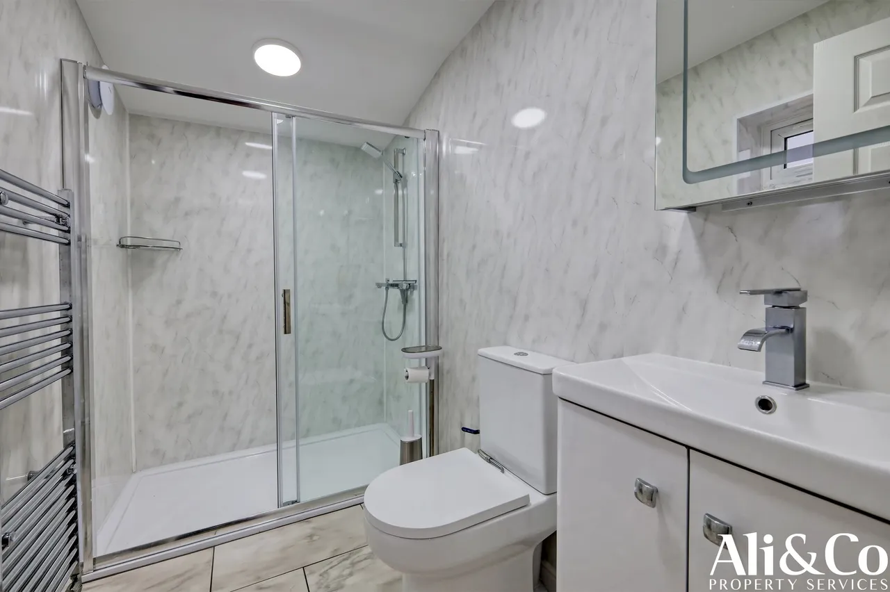 Lodge Lane, Grays, Essex, RM17 5PT, photo 11