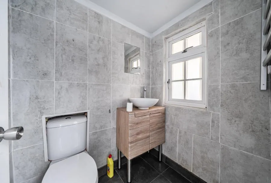 Brenley Close, Mitcham, CR4, photo 19