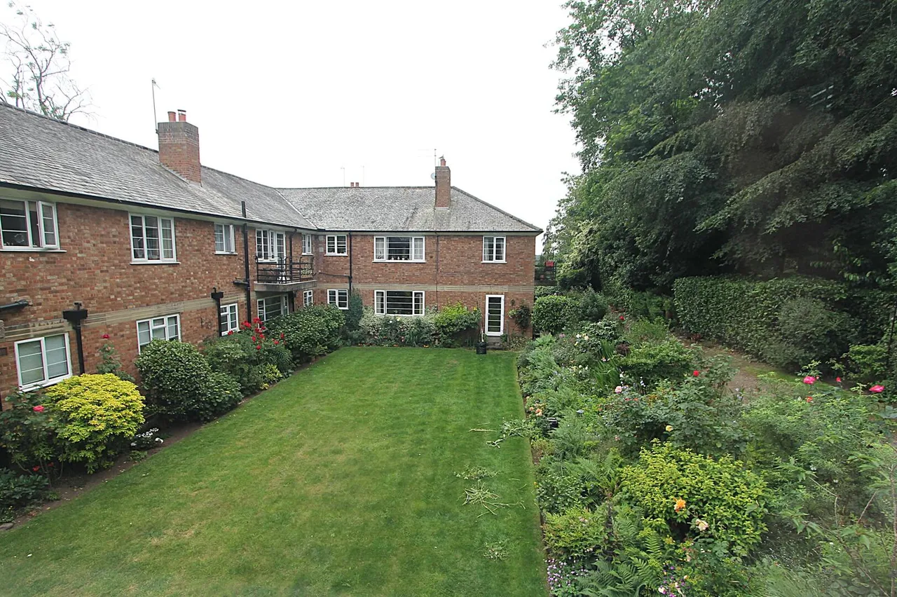 Comberton Road, Kidderminster, photo 11