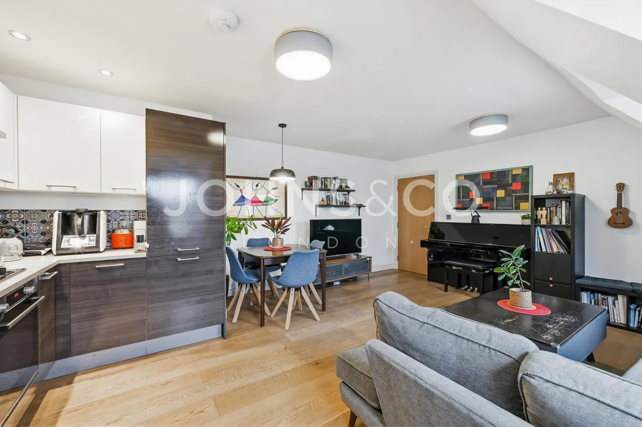 Mill Cross Court, Brentford, TW8, photo 18