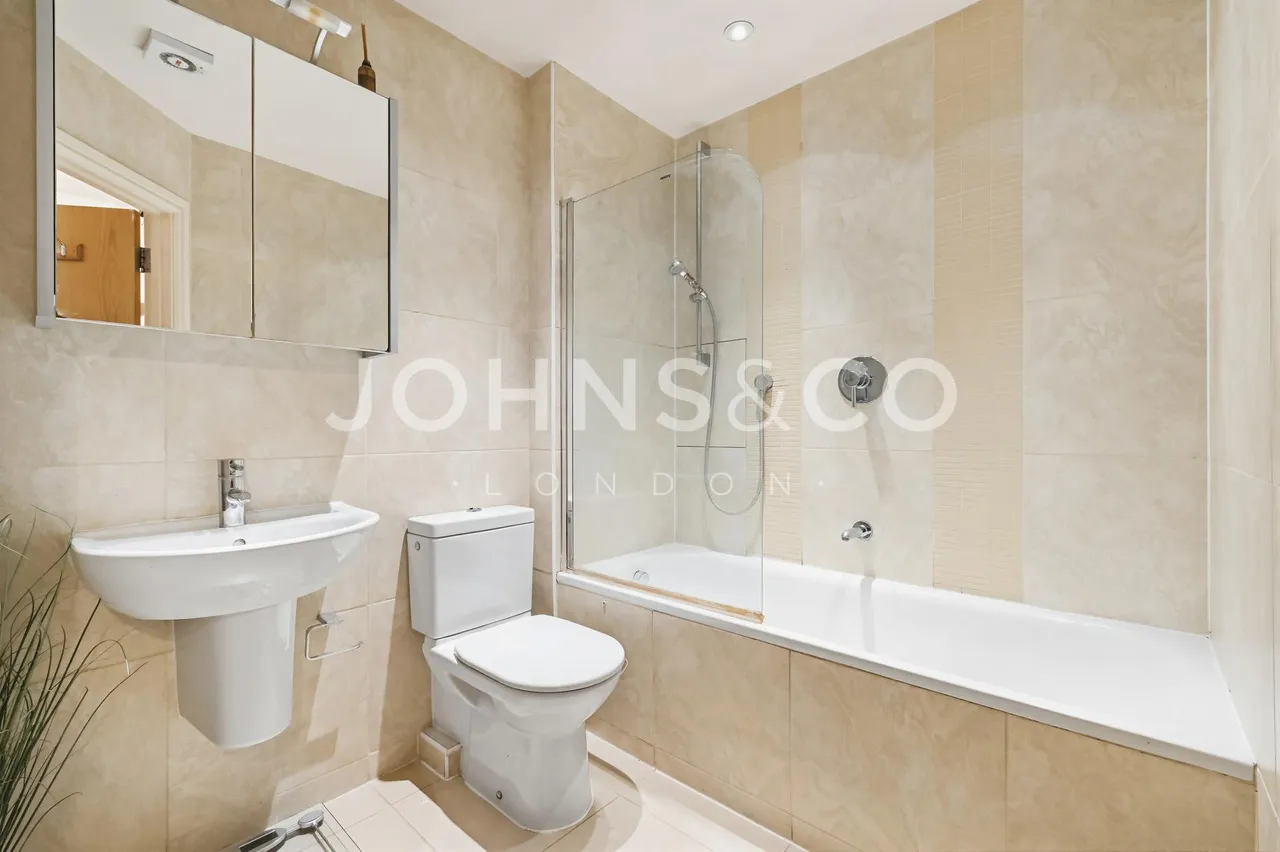 Mill Cross Court, Brentford, TW8, photo 24
