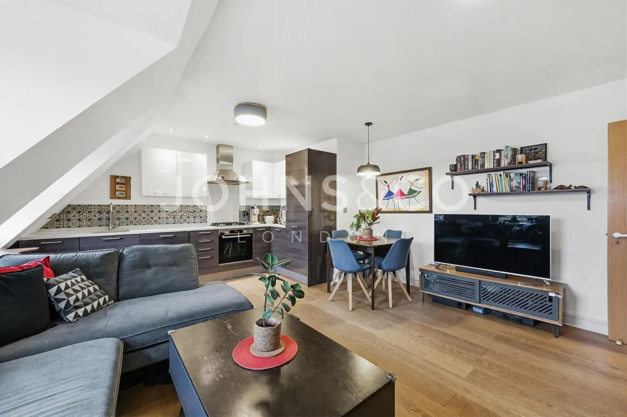 Mill Cross Court, Brentford, TW8, photo 16