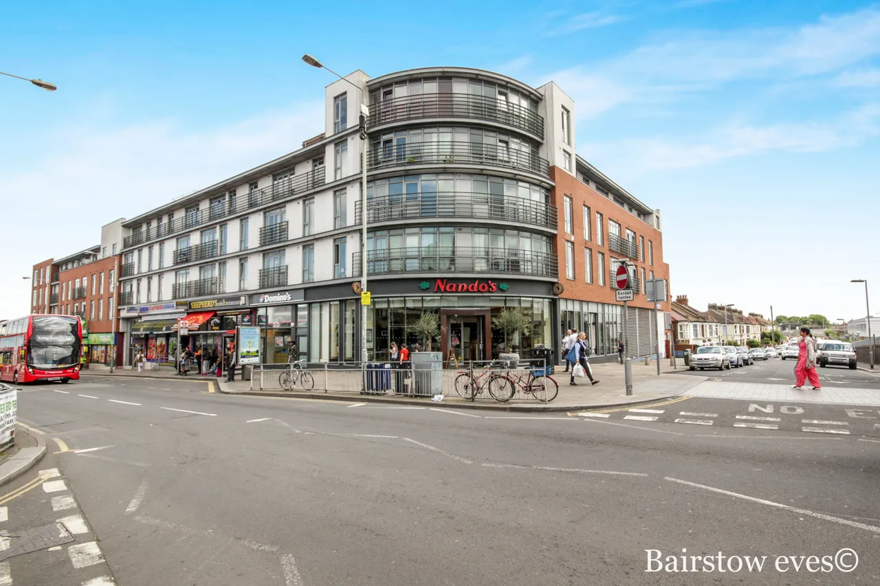 1 bed flat to rent — The Odeon, Barking, IG11