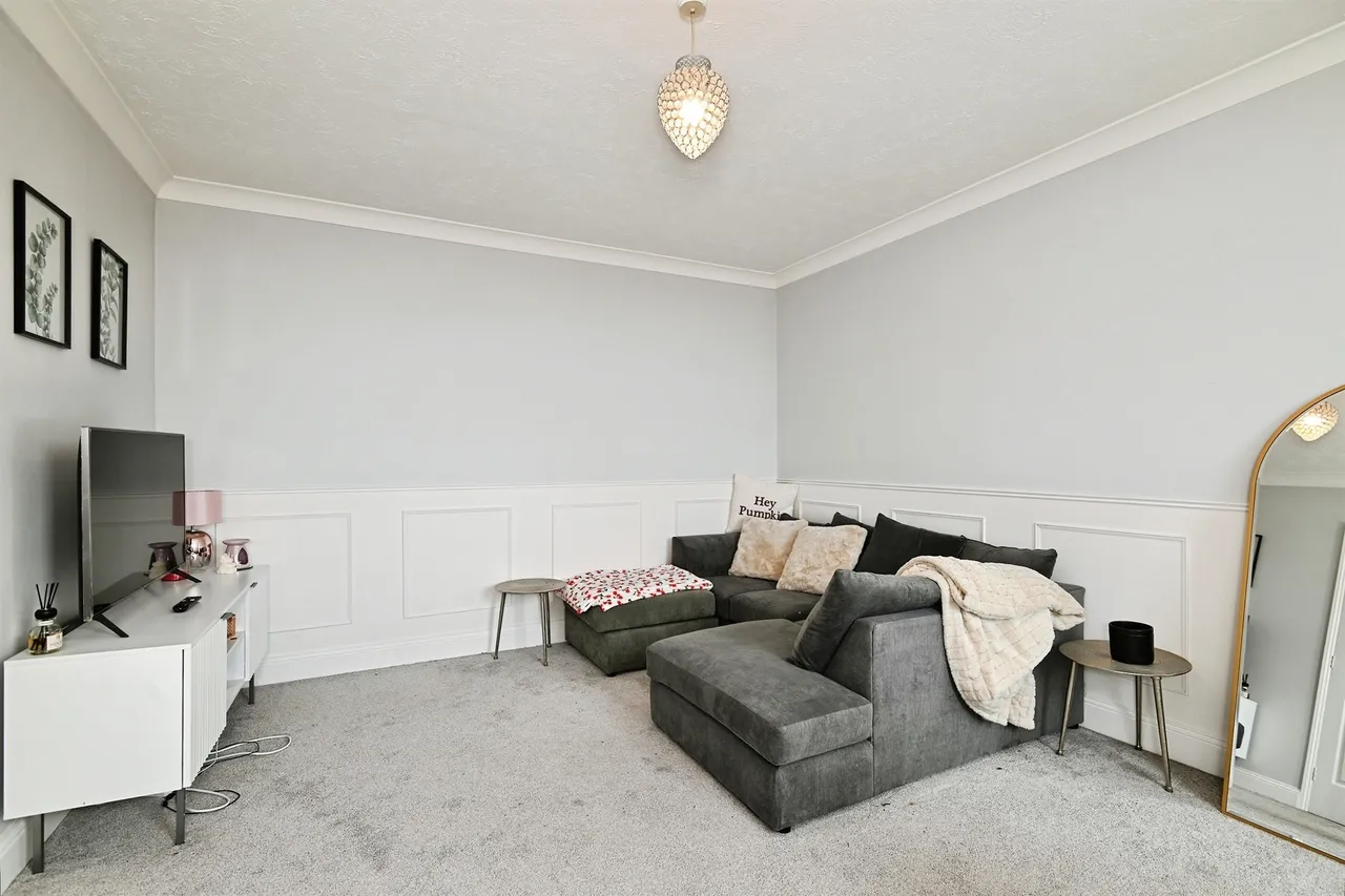 Pine Grove, Penenden Heath, Maidstone, photo 3