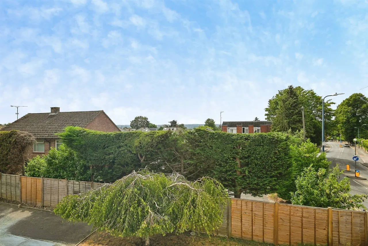 Pine Grove, Penenden Heath, Maidstone, photo 11