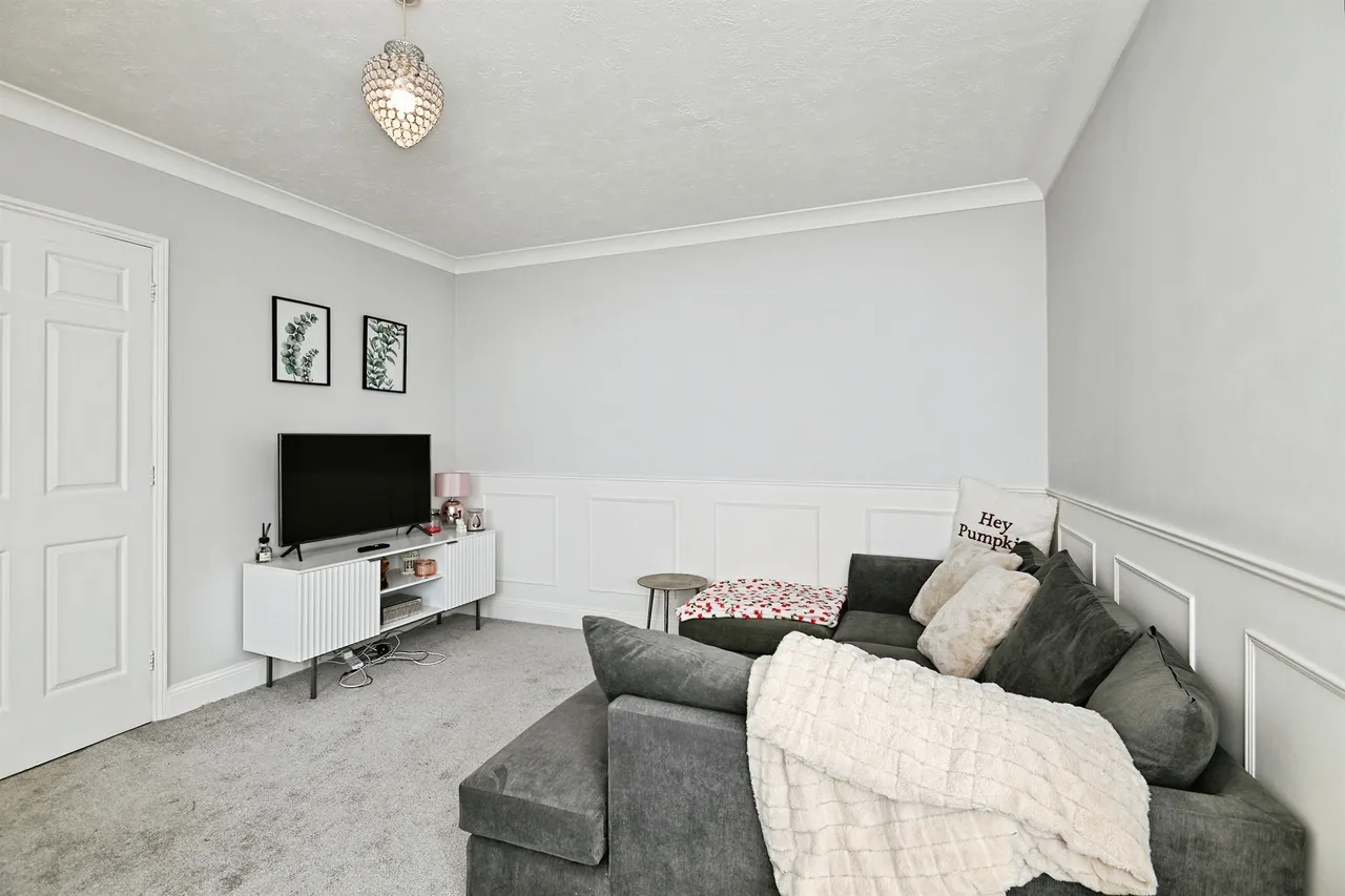1 bed flat for sale — Pine Grove, Penenden Heath, Maidstone