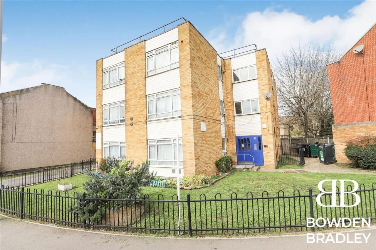Ashville Road, London, E11, photo 2