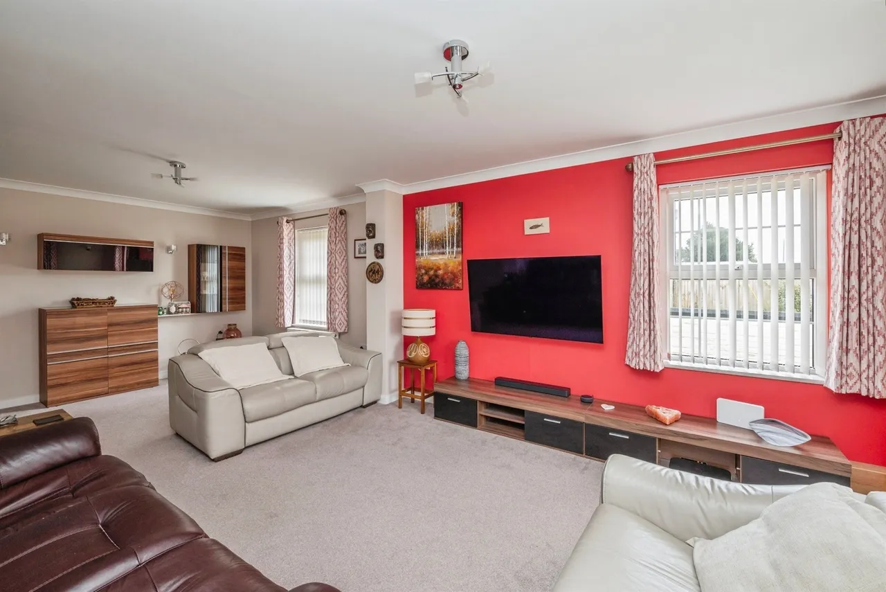 Kimberley Road, Bacton, Norwich, photo 11