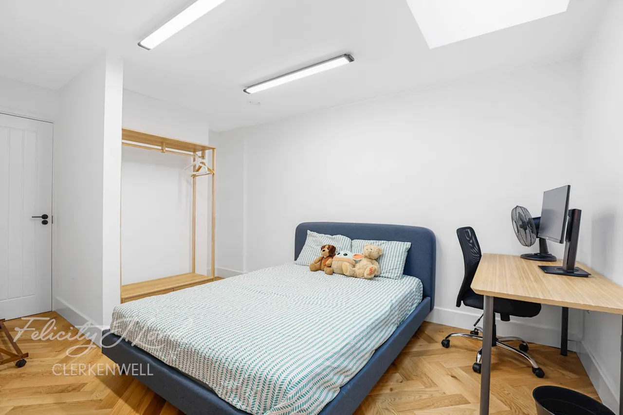 Hatton Garden, London, EC1N, photo 29