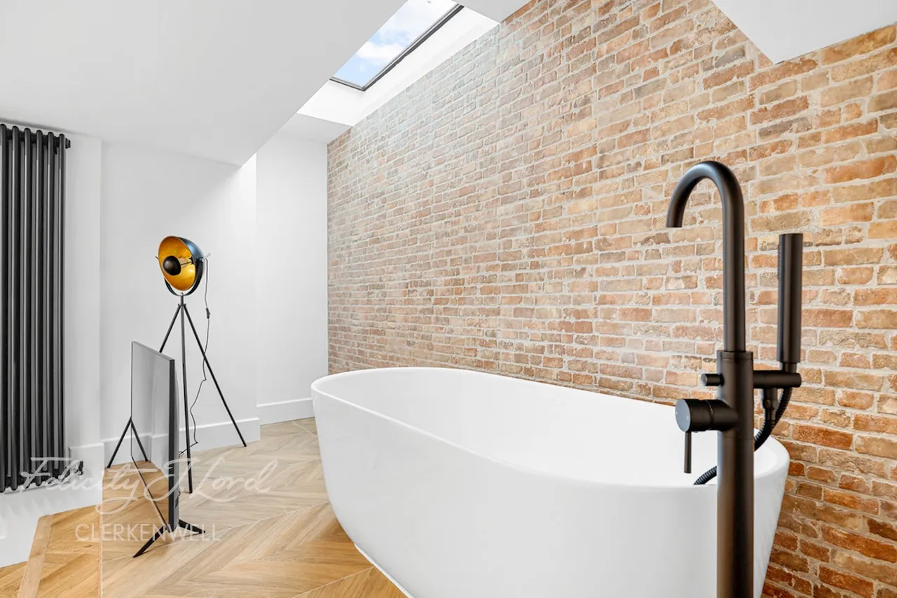 Hatton Garden, London, EC1N, photo 22