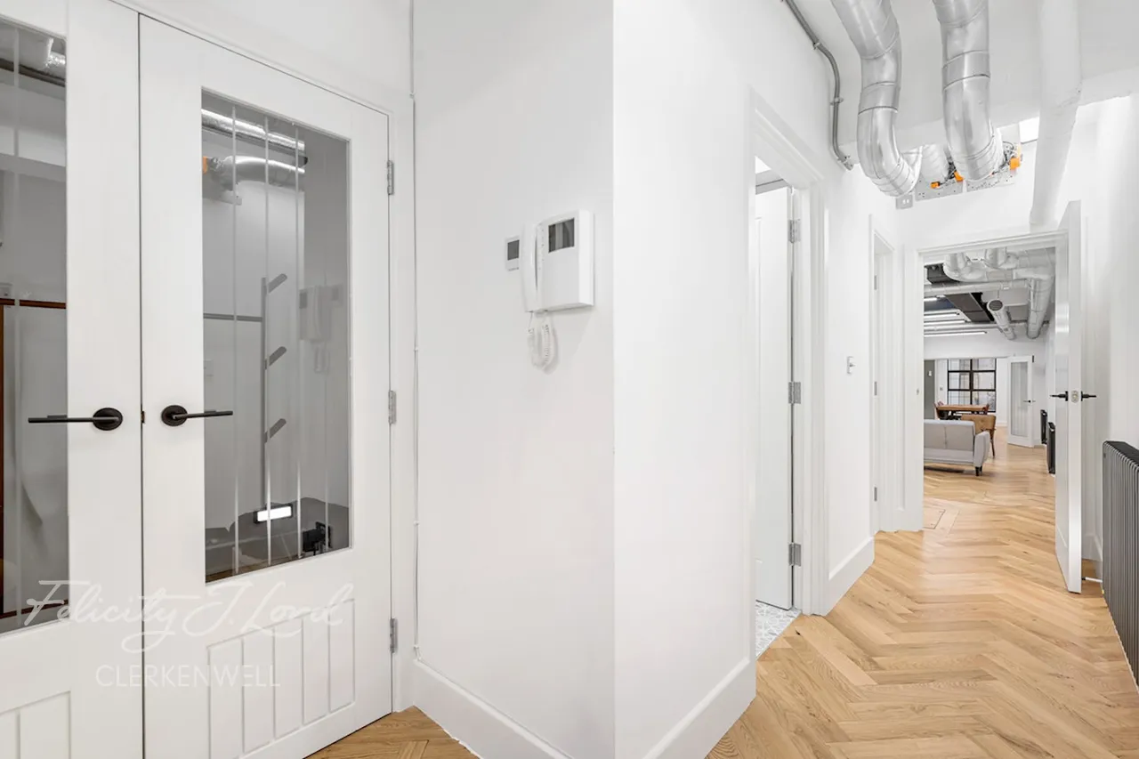 Hatton Garden, London, EC1N, photo 19