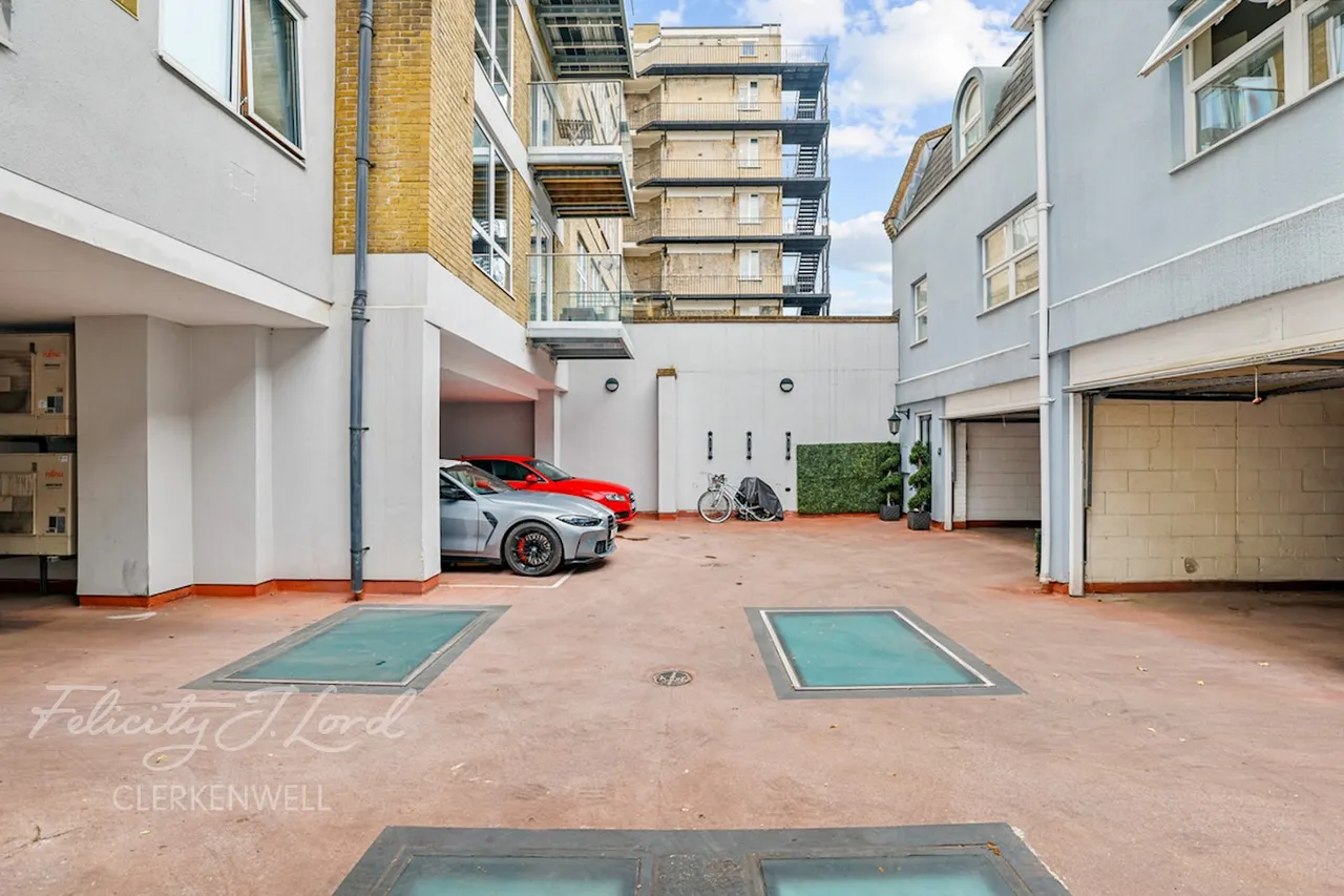 Hatton Garden, London, EC1N, photo 41