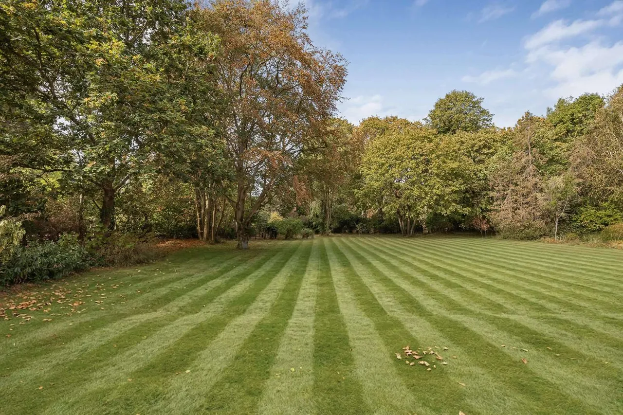 Manor Road, Goring, Reading, Oxfordshire, RG8 9EH, photo 2
