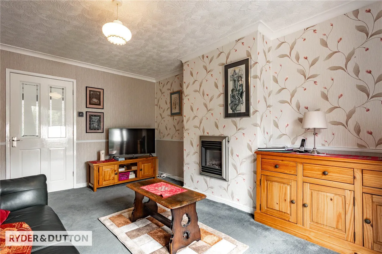 Harefield Drive, Heywood, OL10, photo 9