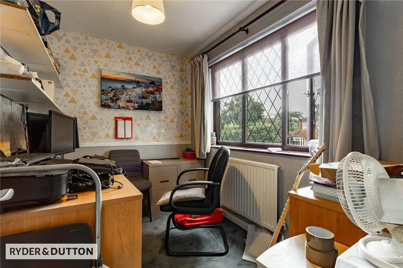 Harefield Drive, Heywood, OL10, photo 16