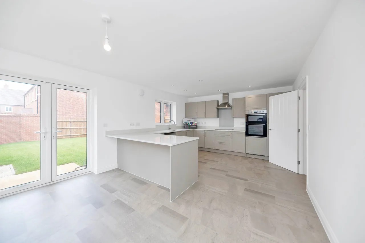 PLOT 26 The Greencastle, Oak Grove, Dunton, SG18 8SU, photo 2