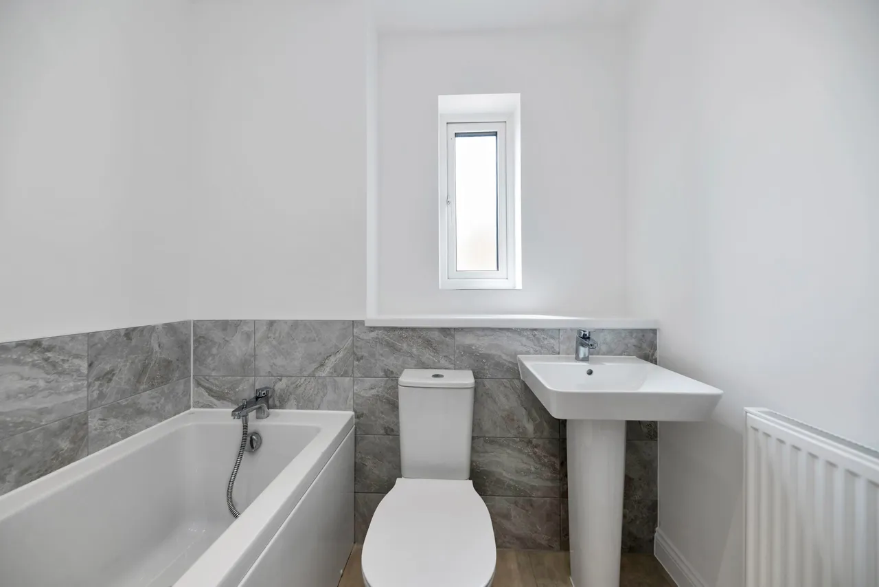 PLOT 26 The Greencastle, Oak Grove, Dunton, SG18 8SU, photo 10