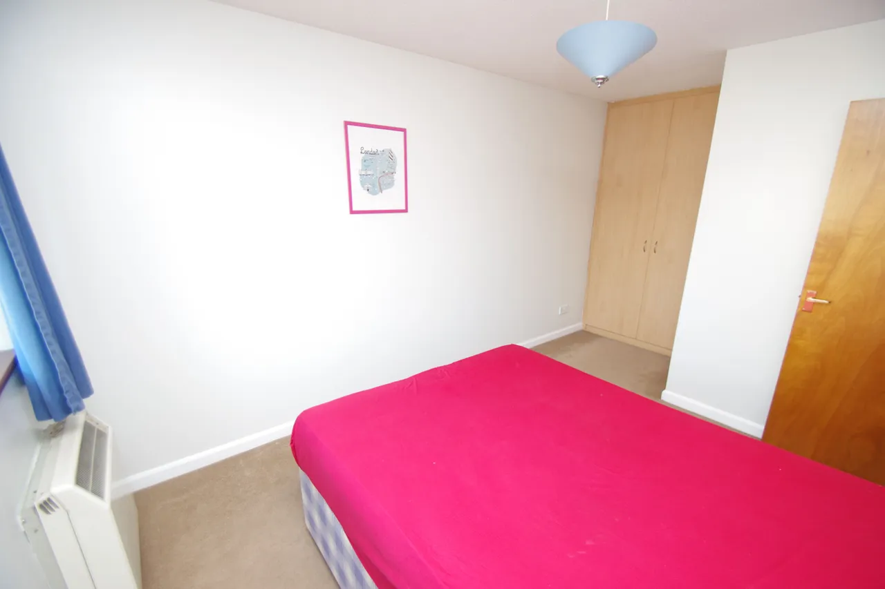 Flat 3, Victoria Court, Watford, photo 5