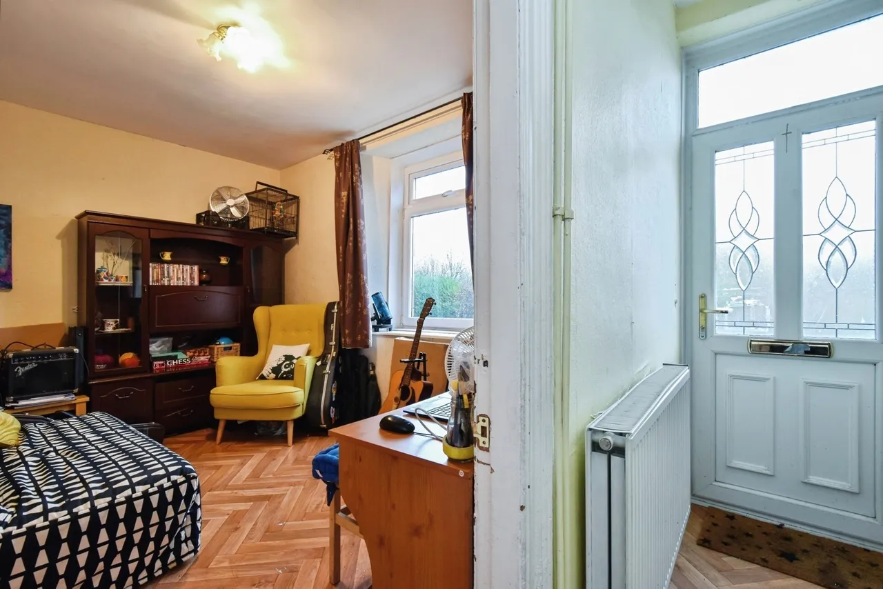 Cwmamman Road, Glanamman, SA18, photo 4