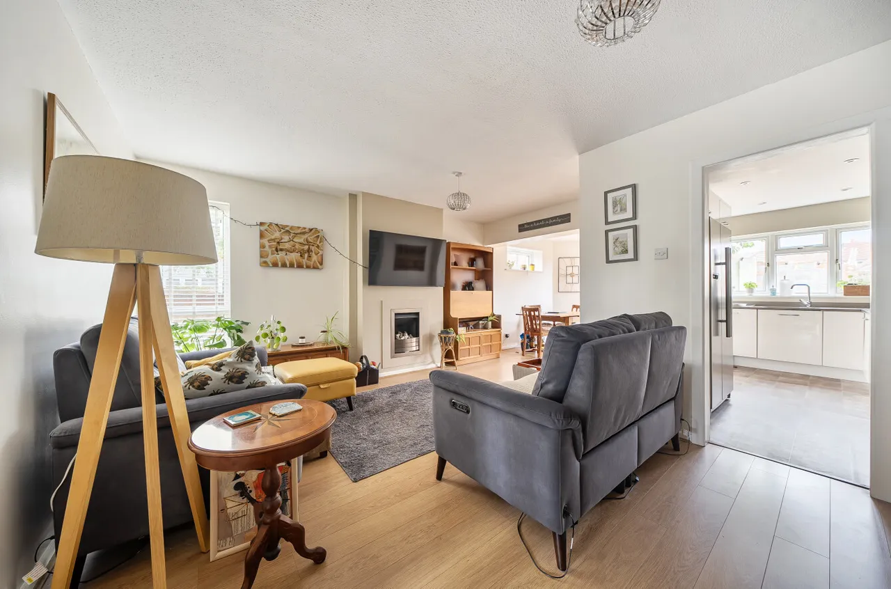 Cedar Avenue, Shirley, SO15, photo 2