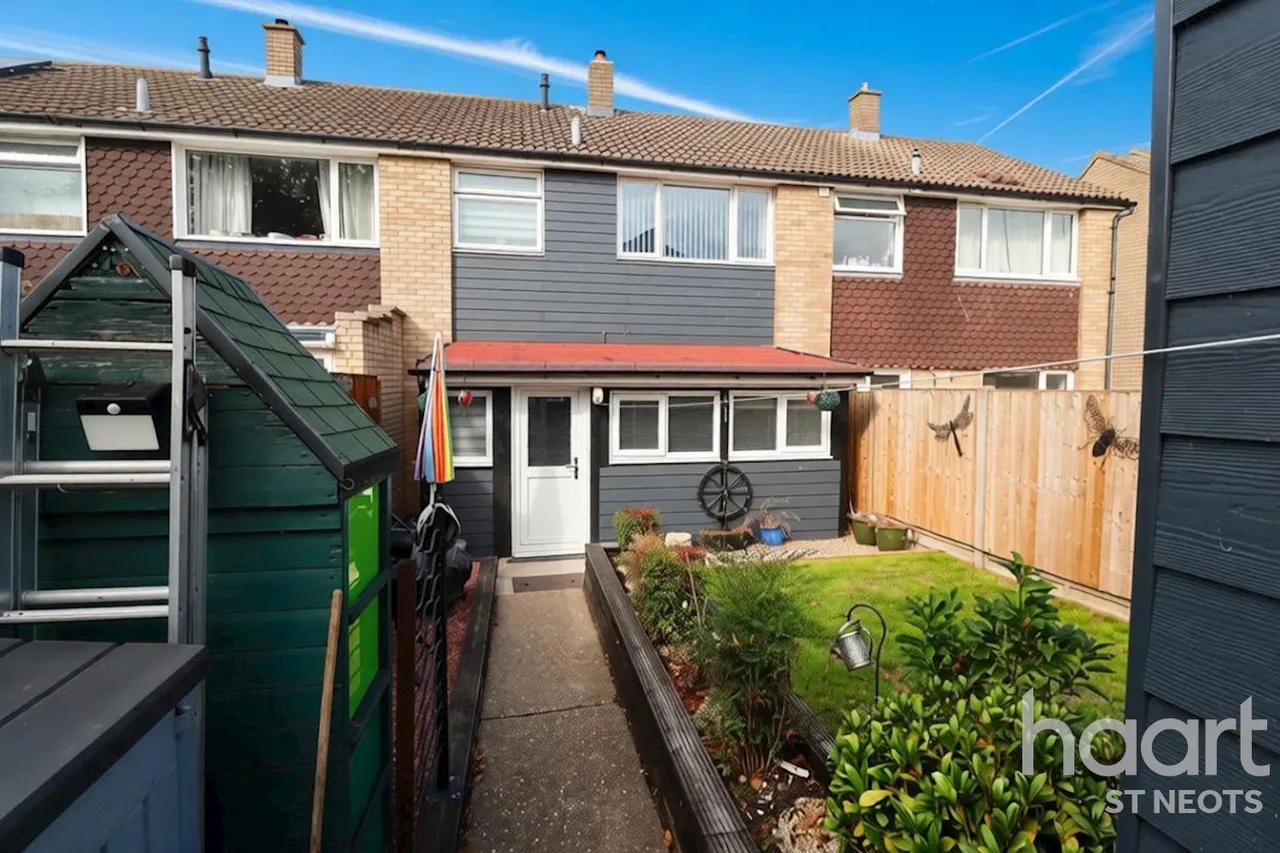 Beeson Close, Little Paxton, PE19, photo 17