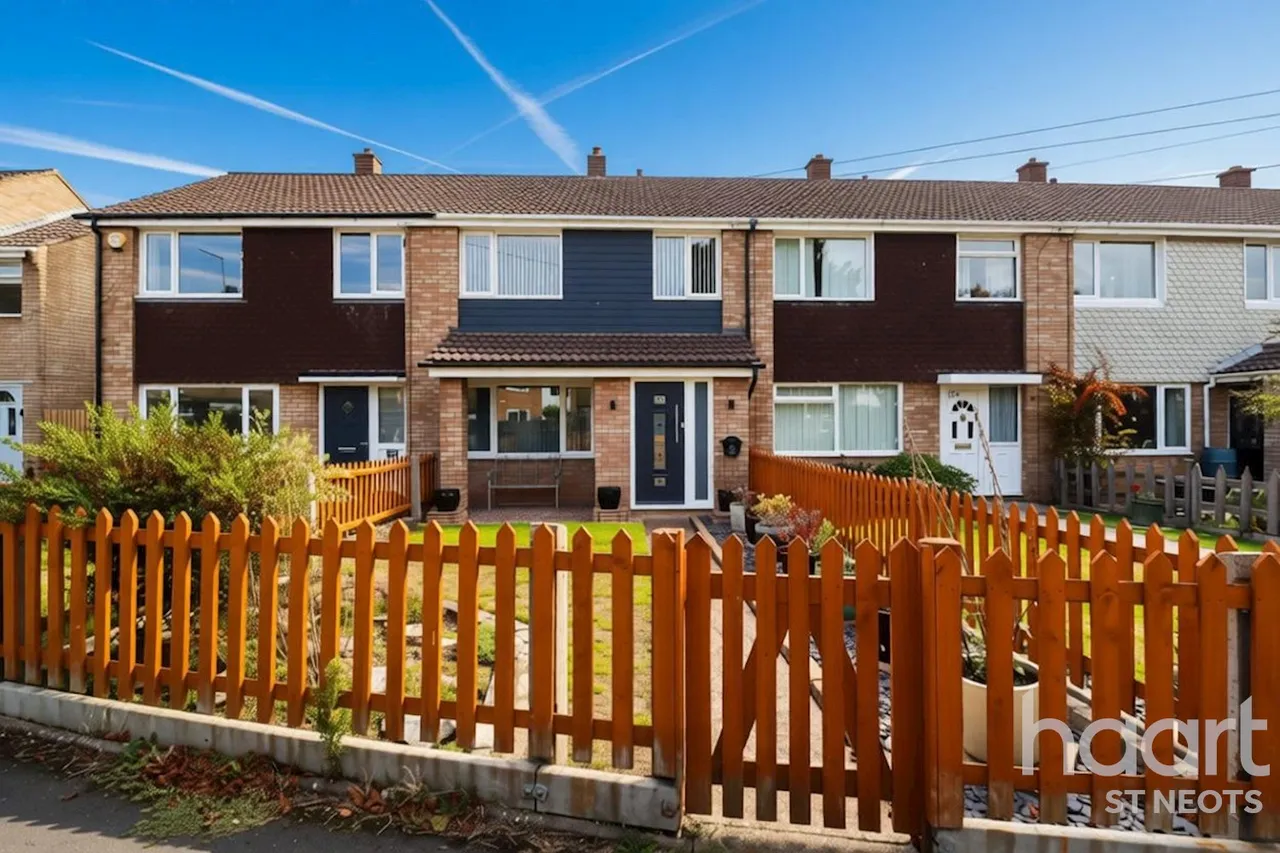3 bed house for sale, Beeson Close, Little Paxton, PE19