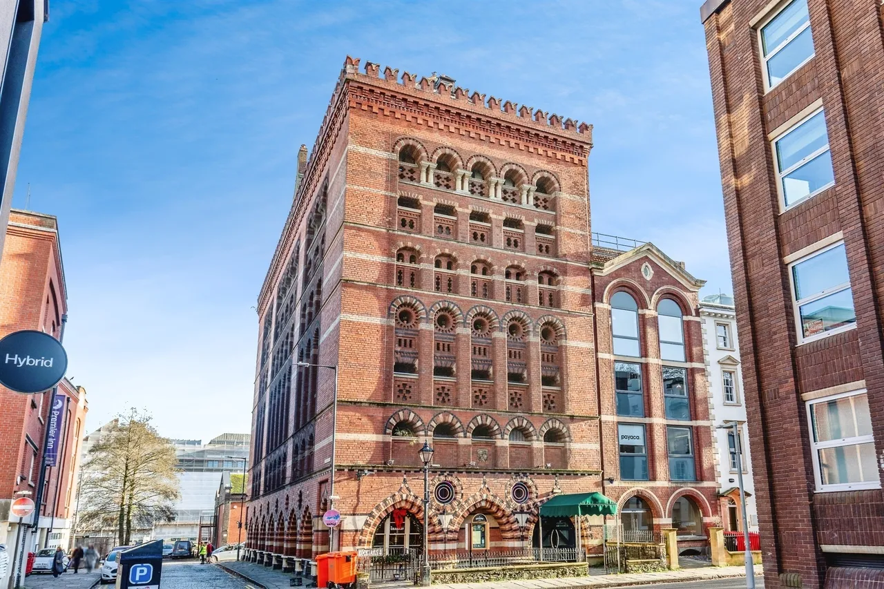 2 bed flat for sale, Queen Charlotte Street, Bristol, BS1