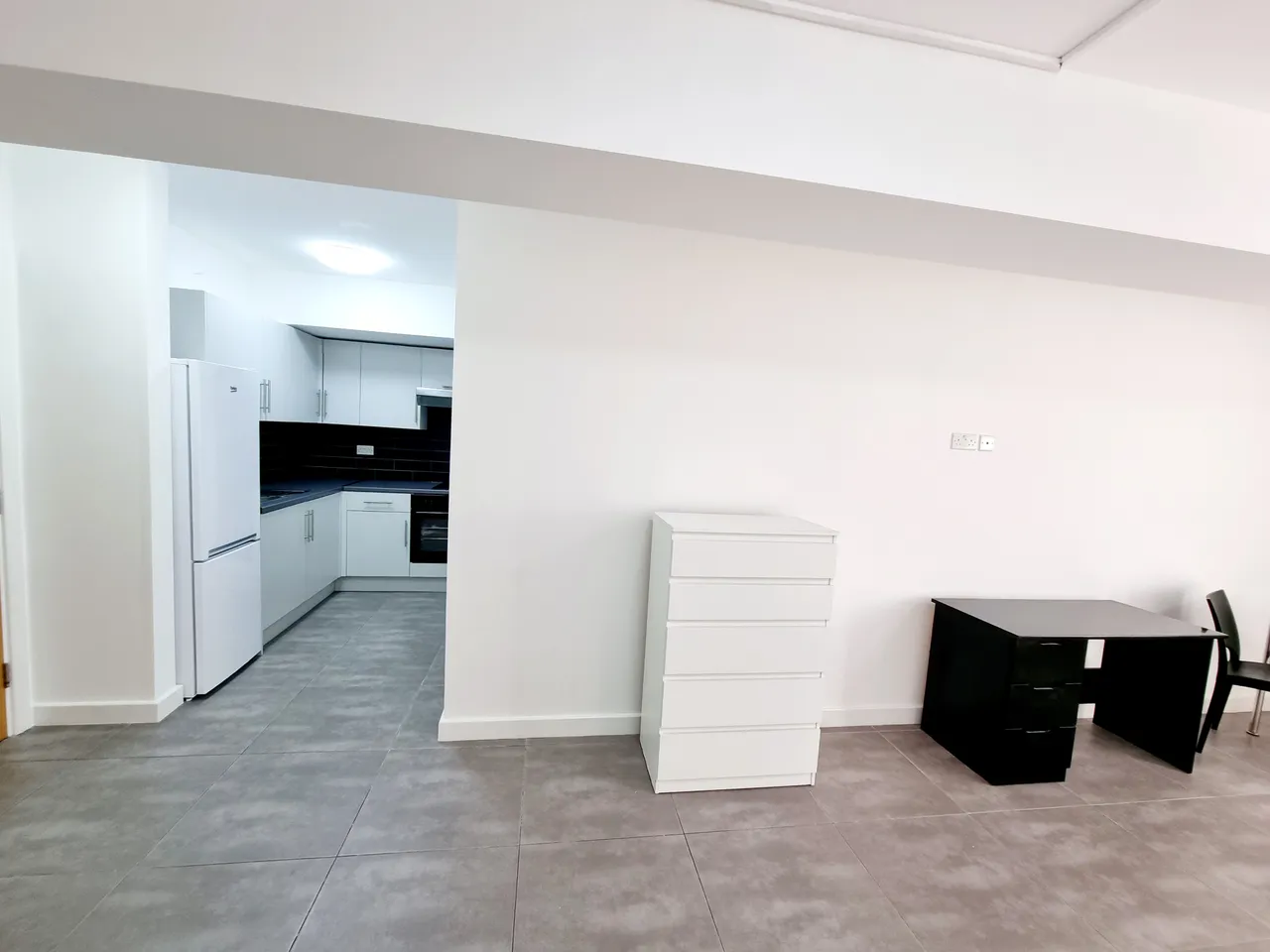 Burnside Road, LG2 Dagenham, RM8, photo 8