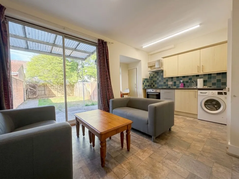 Mill Avenue, Uxbridge, UB8, photo 4