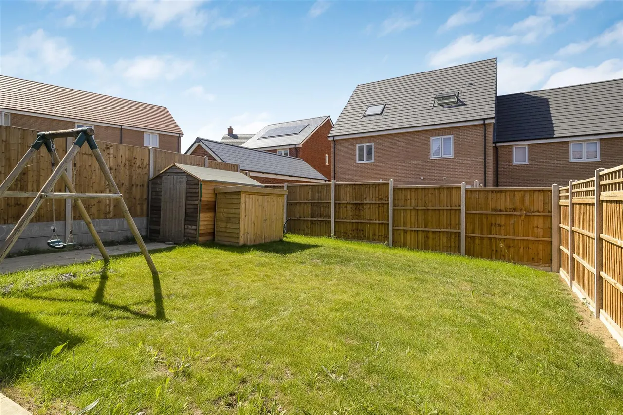 Dutfield Close, Haverhill, CB9, photo 20